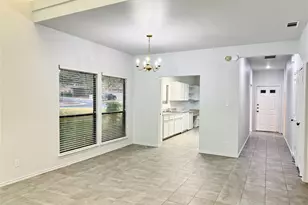 8006 Raintree Pl, Austin, TX 78759 - Photo 14