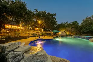 813 Moonlight Bay Dr, Spicewood, TX 78669 - Photo 1