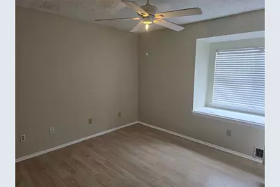 1221 W Hopkins Street #8, San Marcos, TX 78666 - Photo 6