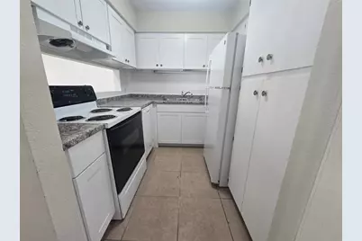 1221 W Hopkins Street #8, San Marcos, TX 78666 - Photo 8