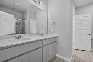 104 Batjac Aly, Jarrell, TX 76537 - Photo 22