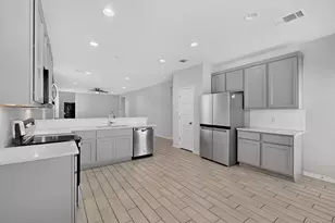 104 Batjac Aly, Jarrell, TX 76537 - Photo 10