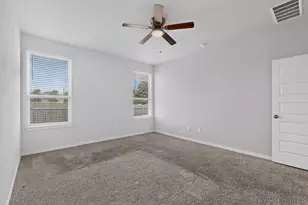 104 Batjac Aly, Jarrell, TX 76537 - Photo 18