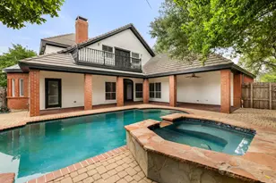33 Cottondale Rd, The Hills, TX 78738 - Photo 1