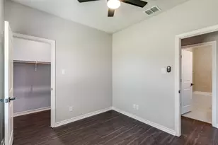 301 Navarro Wy, Seguin, TX 78155 - Photo 16