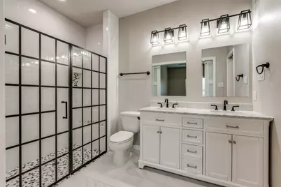 301 Navarro Way #29B, Seguin, TX 78155 - Photo 10