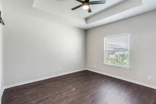 301 Navarro Wy, Seguin, TX 78155 - Photo 8