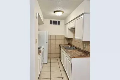 4322 Gillis Street #106, Austin, TX 78745 - Photo 2
