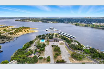 18900 Nicklaus Drive, Lago Vista, TX 78645 - Photo 38