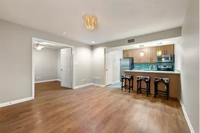 7685 Northcross Drive #806, Austin, TX 78757 - Photo 10