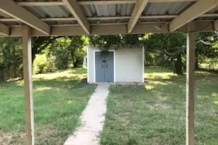 1604 Wilson St, Bastrop, TX 78602 - Photo 14