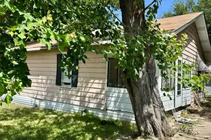 209 Old Thorndale Rd, Taylor, TX 76574 - Photo 2
