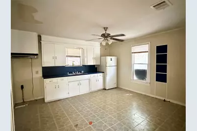 209 Old Thorndale Road, Taylor, TX 76574 - Photo 8