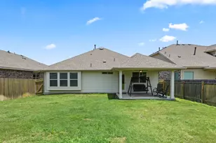 532 Elm Green St, Hutto, TX 78634 - Photo 24