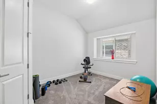 532 Elm Green St, Hutto, TX 78634 - Photo 20