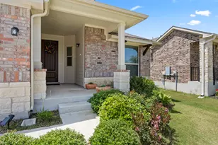 532 Elm Green St, Hutto, TX 78634 - Photo 2