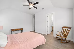 532 Elm Green St, Hutto, TX 78634 - Photo 16