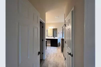 704 Falkland Trace, Austin, TX 78660 - Photo 10