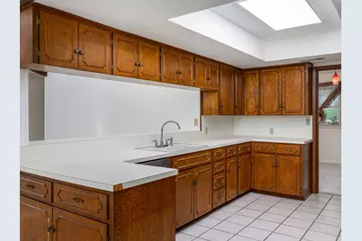806 Country Club Road, Georgetown, TX 78628 - Photo 14