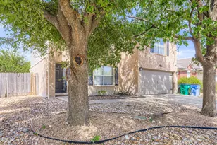 1202 Hughmont Dr, Pflugerville, TX 78660 - Photo 2