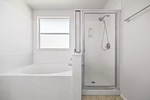 129 Lynn Crest Bend, Buda, TX 78610 - Photo 8