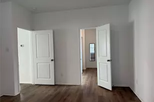 404 Milliner Loop, Hutto, TX 78634 - Photo 12