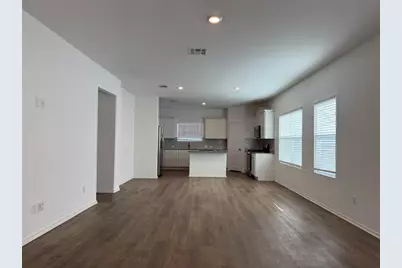 404 Milliner Loop, Hutto, TX 78634 - Photo 4