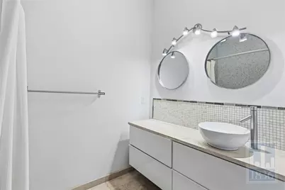 1520 Parker Lane #A, Austin, TX 78741 - Photo 16