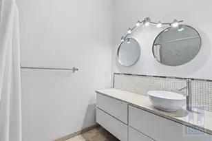 1520 Parker Ln, Austin, TX 78741 - Photo 16