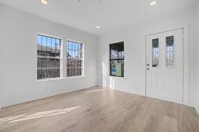 2703 E Cesar Chavez Street, Austin, TX 78702 - Photo 4