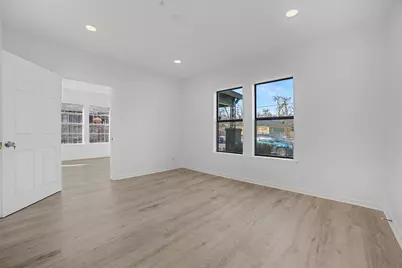 2703 E Cesar Chavez Street, Austin, TX 78702 - Photo 18