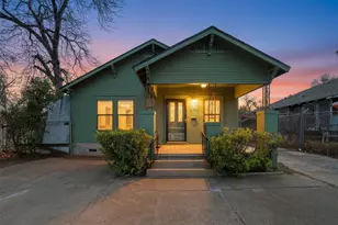 2703 E Cesar Chavez St, Austin, TX 78702 - Photo 1