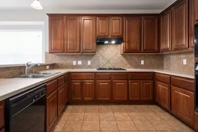 13017 Appaloosa Chase Drive, Austin, TX 78732 - Photo 10