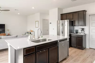 2109 Ettalee Court, Austin, TX 78754 - Photo 10