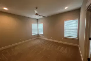 6515 Davis Ln, Austin, TX 78749 - Photo 12