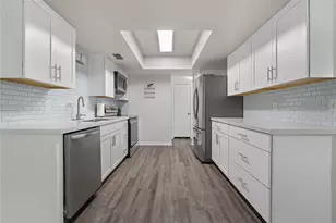 8906 Trone Cir, Austin, TX 78758 - Photo 16