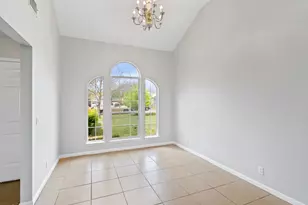604 Maplecreek Dr, Leander, TX 78641 - Photo 4