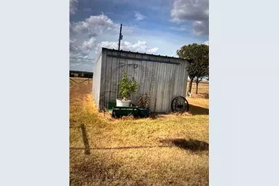 1375 Cr 320, Granger, TX 76530 - Photo 8