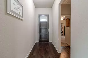 109 Tulip Garden Trail, San Marcos, TX 78666 - Photo 2