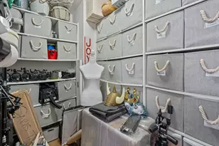 1601 E Cesar Chavez St, Austin, TX 78702 - Photo 22