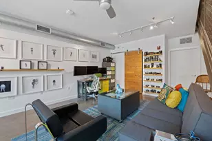 1601 E Cesar Chavez St, Austin, TX 78702 - Photo 10