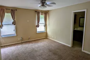 8007 Forbsdale Dr W, Austin, TX 78747 - Photo 10