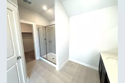 709 Red Wolf Drive, Jarrell, TX 76537 - Photo 12