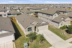 112 Rainmaker Cv, Bastrop, TX 78602 - Photo 4