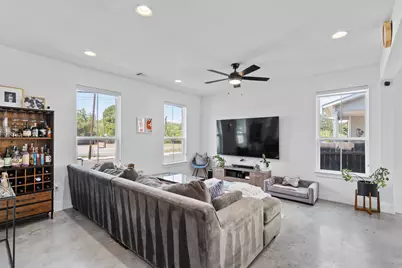 1309 Fort Branch Boulevard, Austin, TX 78721 - Photo 4