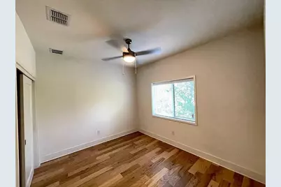 2101 Montopolis Drive #20, Austin, TX 78741 - Photo 8