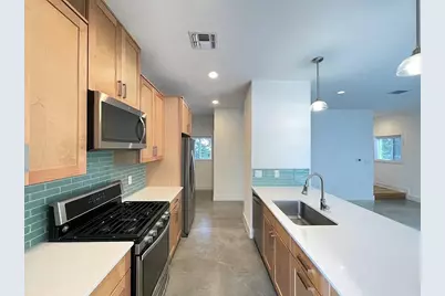 2101 Montopolis Drive #20, Austin, TX 78741 - Photo 2