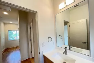 2101 Montopolis Dr, Austin, TX 78741 - Photo 14