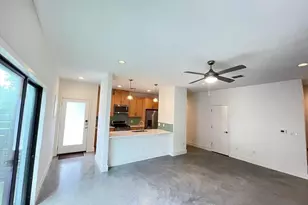 2101 Montopolis Dr, Austin, TX 78741 - Photo 6