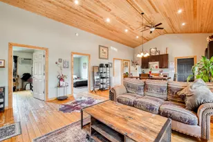 505 San Saba St St, Lockhart, TX 78644 - Photo 12
